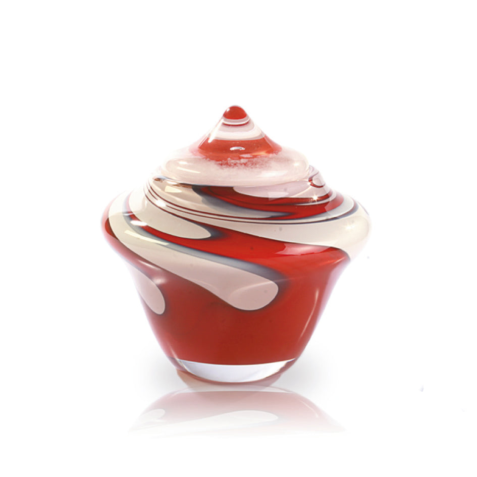urn van glas in de kleur beige rood
