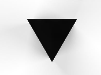 Urn in de vorm van driehoek van zwart rvs