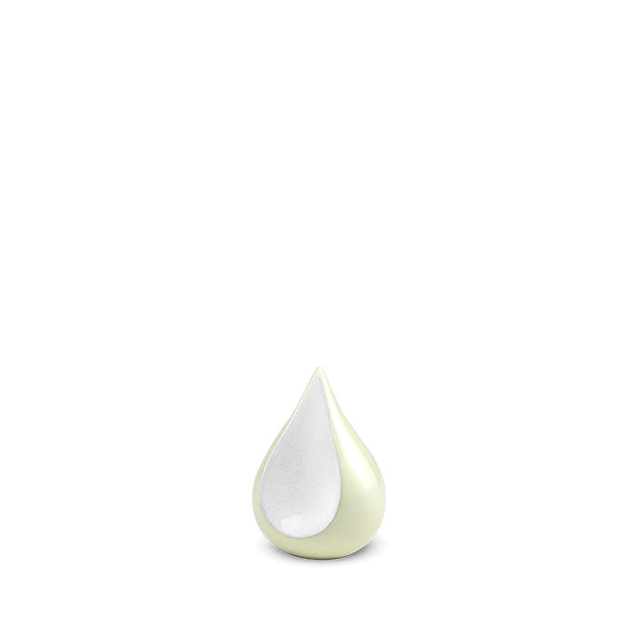 Urn teardrop keepsake